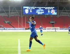 九游网站 -今夜突围战来临，武汉三镇围绕法甲手感冰凉，质疑声仍在，细节决定成败(决胜21天)